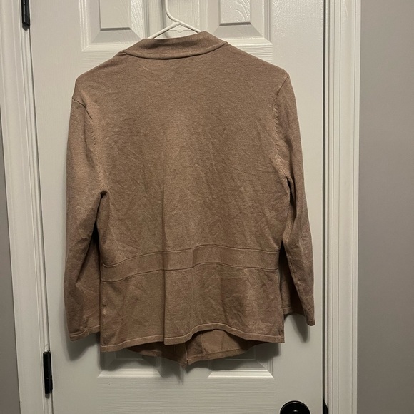 White House Black Market Tan One Button Cardigan Med - Picture 3 of 6